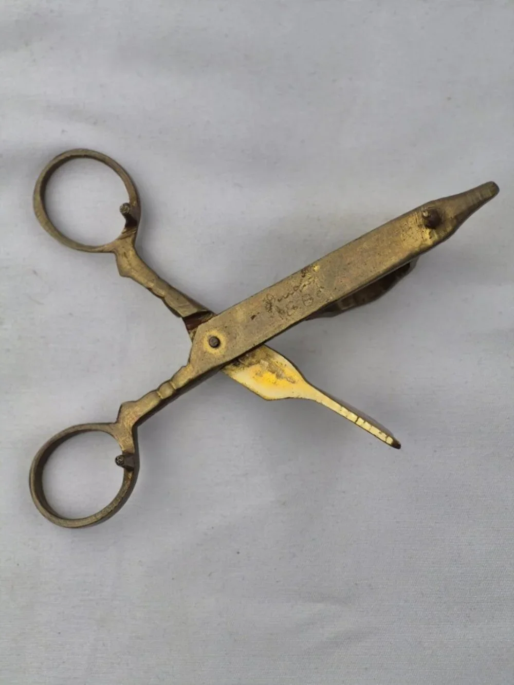 Vintage Brass Scissor-Style Candle Snuffer Extinguisher Feet Footed